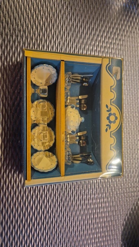 Bodo Hennig miniatuur poppenservies nieuw, Ophalen of Verzenden