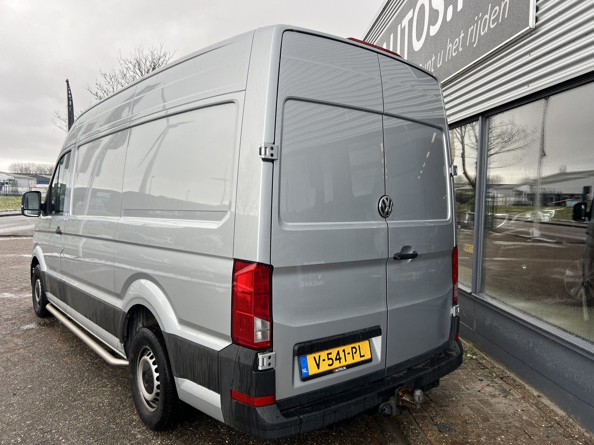 Volkswagen Crafter 35 2.0 177PK TDI L3H3 Sortimo/Nieuwstaat!, Voorwielaandrijving, Stof, Gebruikt, 4 cilinders