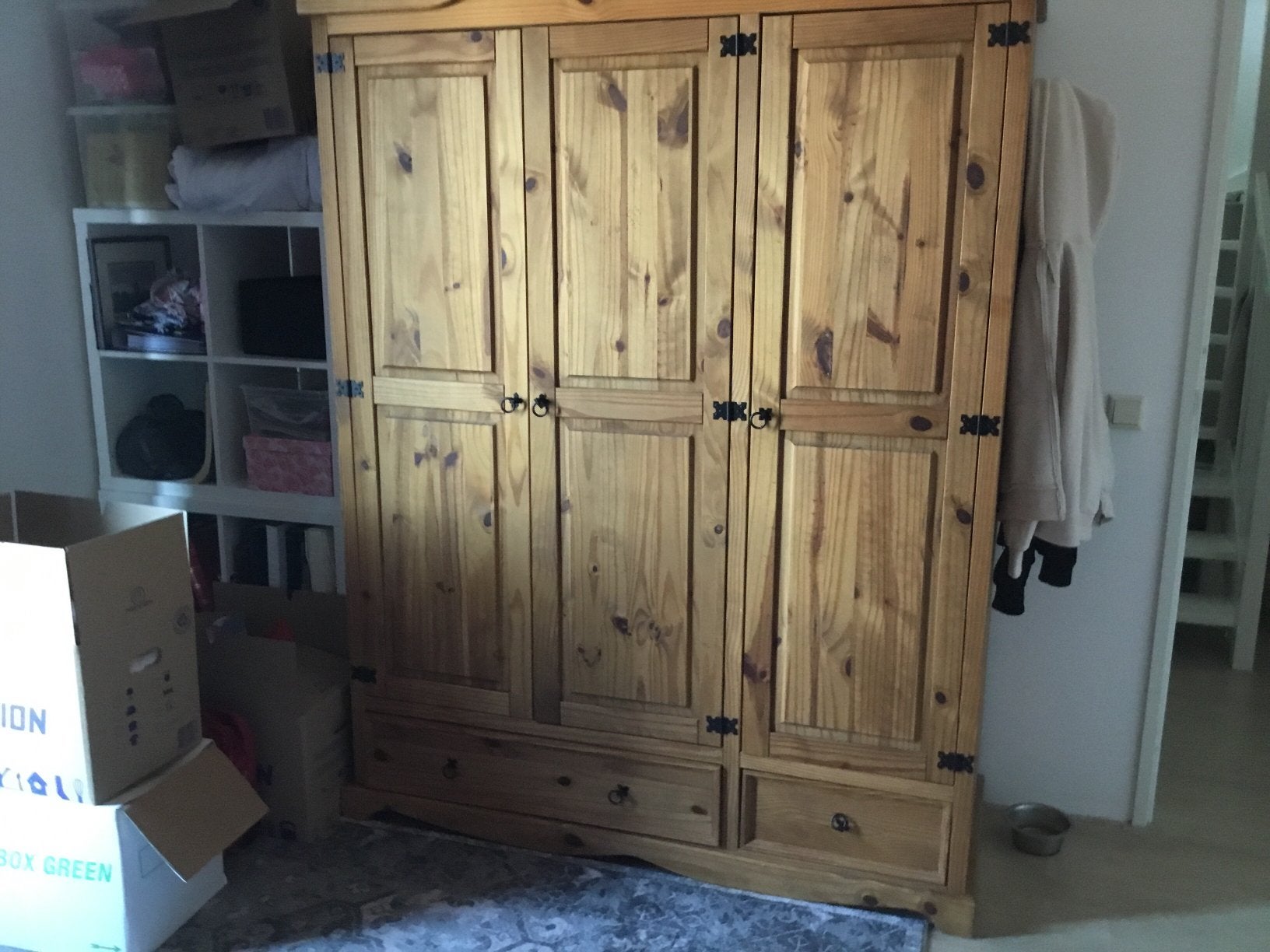 Houten kledingkast met leg en hanggedeelte, Gebruikt, 100 tot 150 cm, Teakhout, 150 tot 200 cm