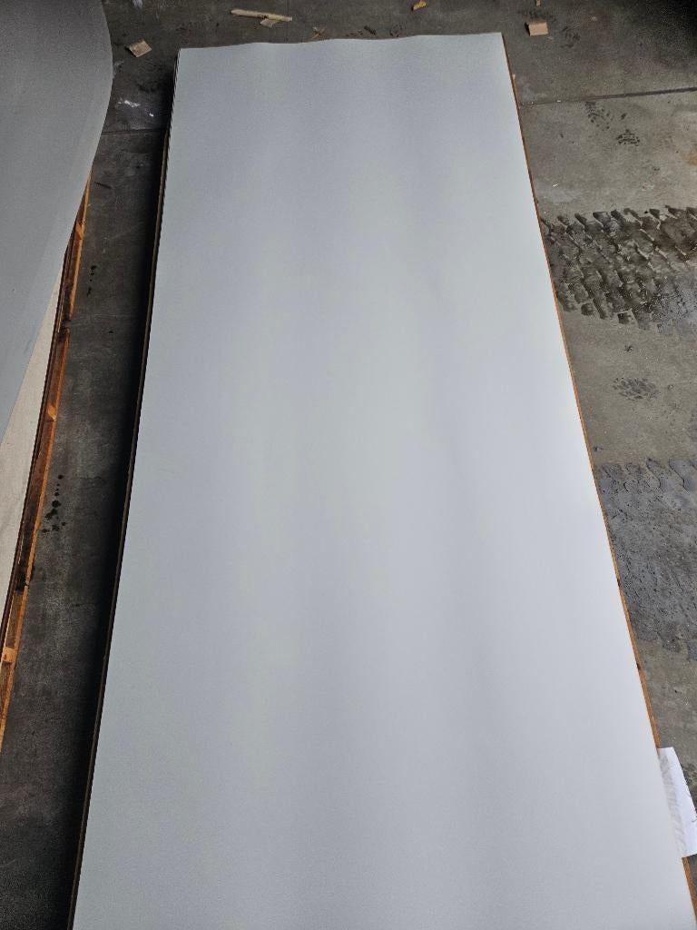 HPL Formica MB Grey fineer platen 305x130cm ( 404 ), Doe-het-zelf en Verbouw, Platen en Panelen, Ophalen, HPL, Zo goed als nieuw