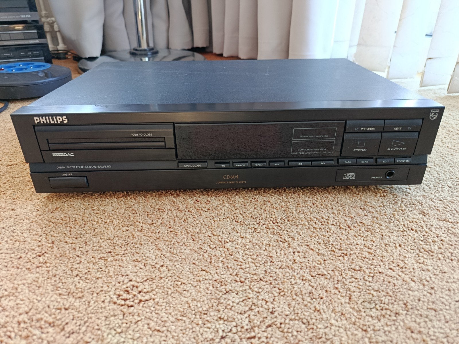 Philips CD604 CD-speler met TwinDAC en swingarm, Audio, Tv en Foto, Ophalen of Verzenden, Gebruikt, Philips