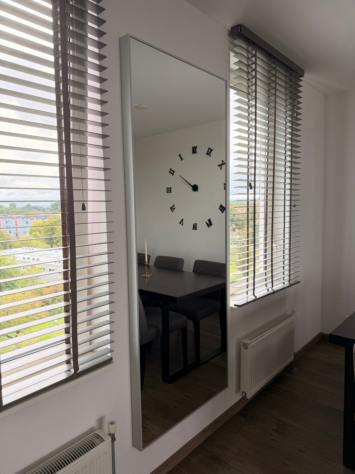 Ikea spiegel met aluminium lijst, Huis en Inrichting, Woonaccessoires | Spiegels, Ophalen, Zo goed als nieuw, 150 tot 200 cm, Rechthoekig