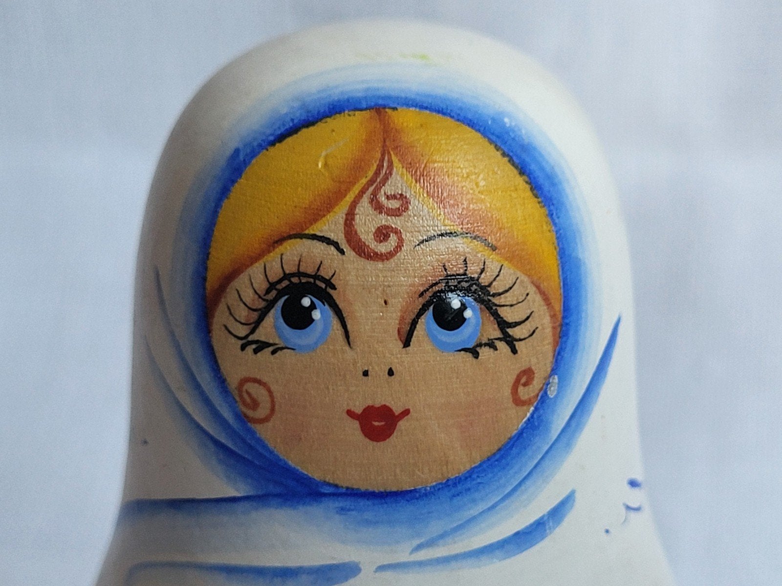 Mooie kleine matroesjka babushka matryoshka 5 delig, Ophalen of Verzenden