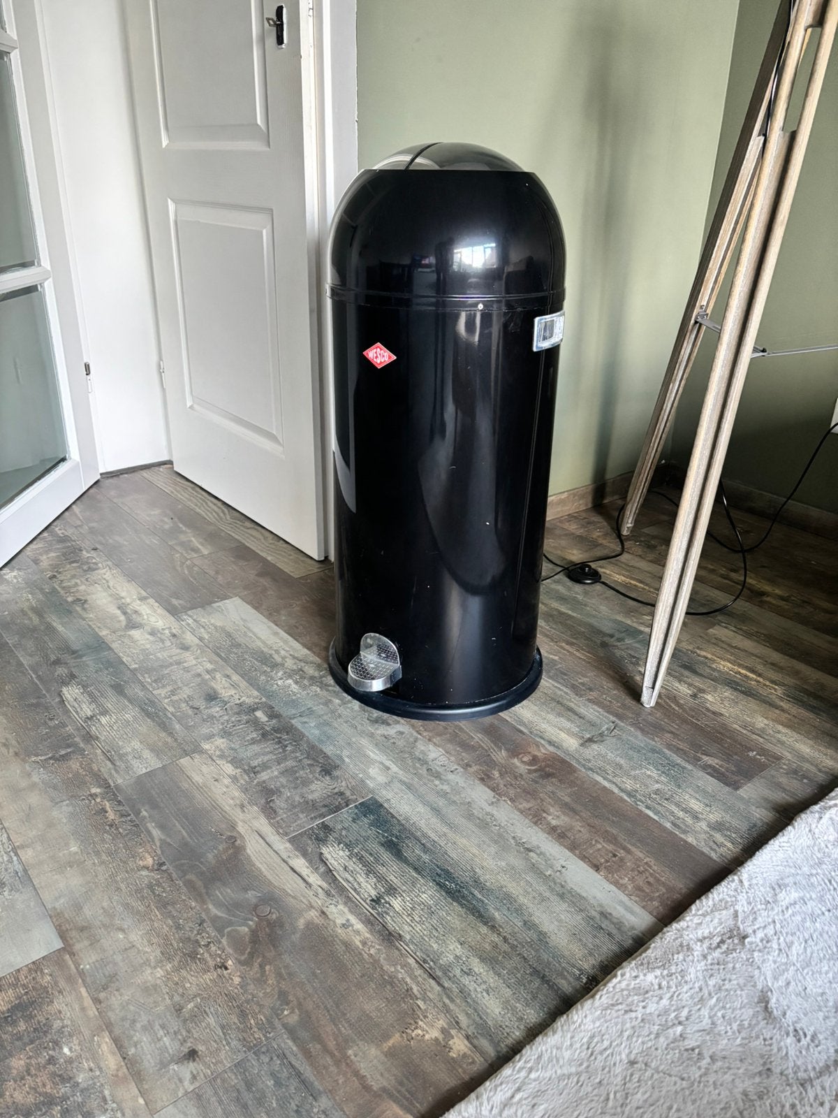 Wesco Prullenbak (gratis ophalen), Ophalen, Gebruikt, Met pedaal, 20 tot 30 liter