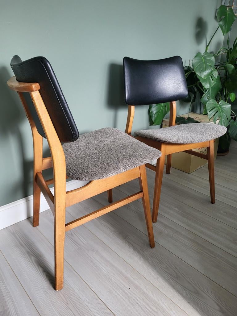 Vintage stoelen set van 2 met nieuwe zitting stof, Ophalen of Verzenden