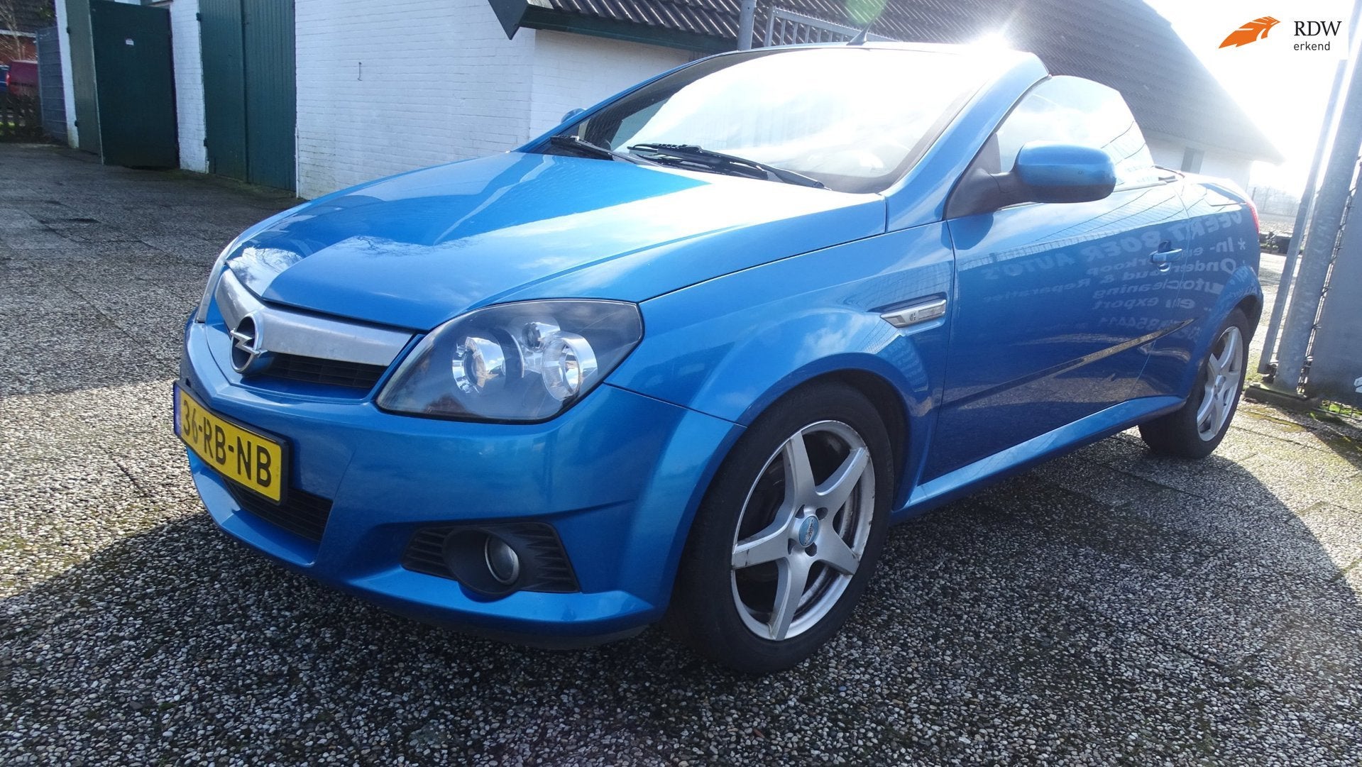 Opel Tigra TwinTop 1.4-16V Cosmo, Auto's, Opel, Voorwielaandrijving, Stof, Gebruikt, 4 cilinders