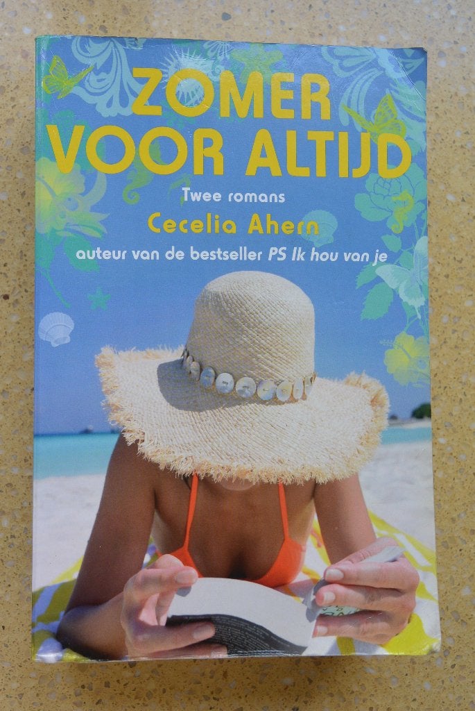 Zomer voor altijd Twee romans Cecilia Ahern, Boeken, Romans, Gelezen, Europa overig, Ophalen of Verzenden