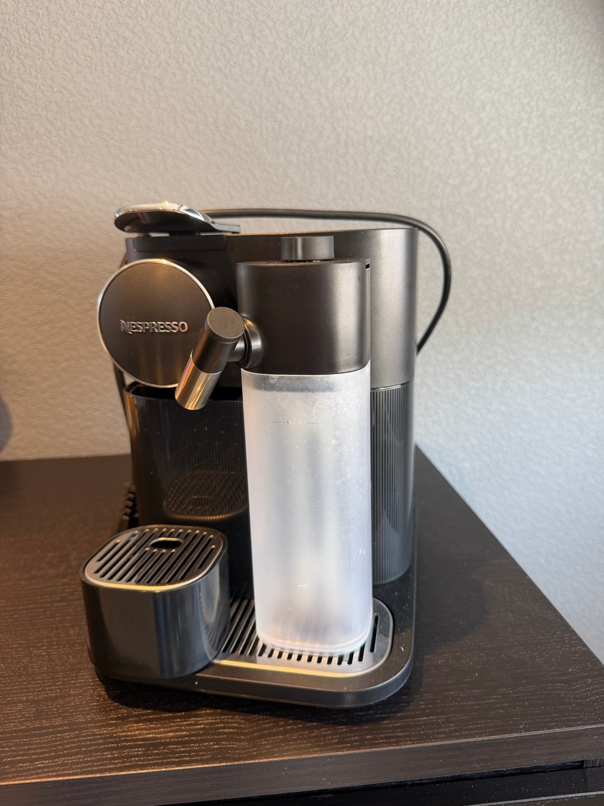 De'Longhi Gran Lattissima EN640.B Nespresso machine, Ophalen, Gebruikt, Koffiemachine, 1 kopje