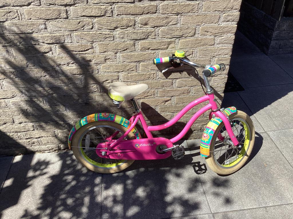 Kinderfietsje, Fietsen en Brommers, Fietsen | Kinderfietsjes, Ophalen, Gebruikt, Terugtraprem, 16 tot 20 inch