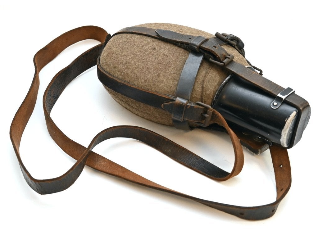 Matching Medical Canteen (CFL37) (Eenheid!), Verzamelen, Verzenden, Landmacht, Duitsland, Overige typen