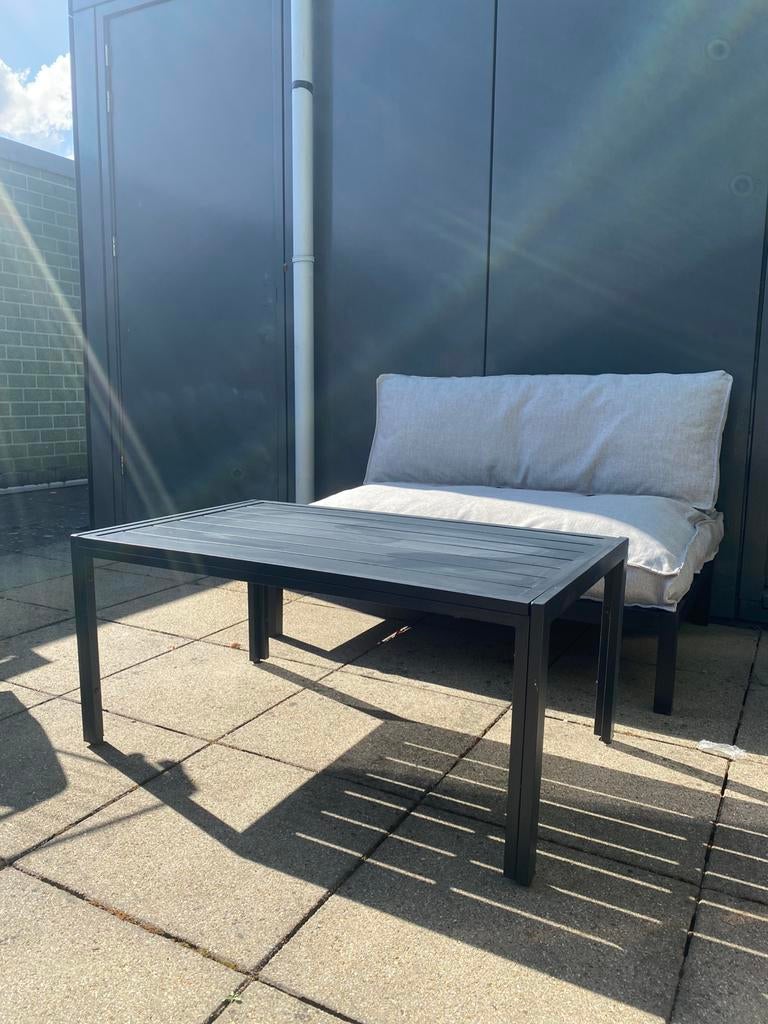 Loungebank en bijzettafel, Tuin en Terras, Tuinsets en Loungesets, Ophalen, Zo goed als nieuw, Bijzettafel, 2 zitplaatsen