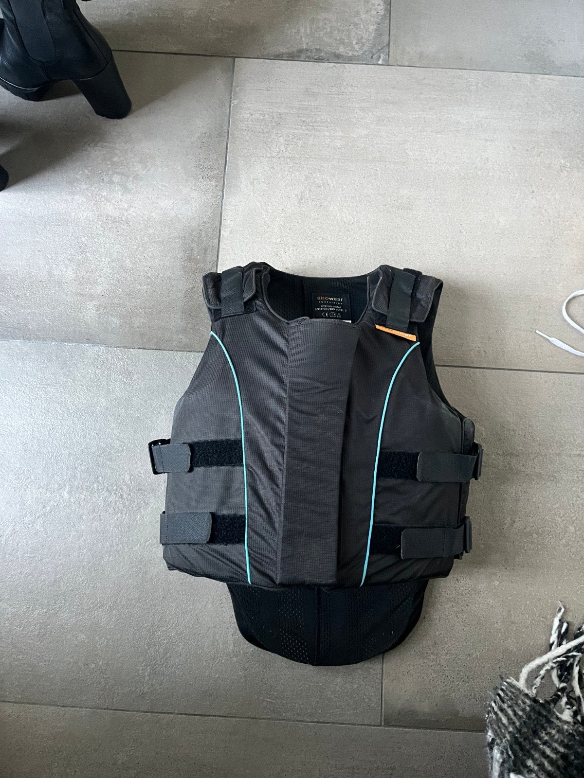 Airowear level 3 bodyprotector junior outlyne, Ophalen of Verzenden