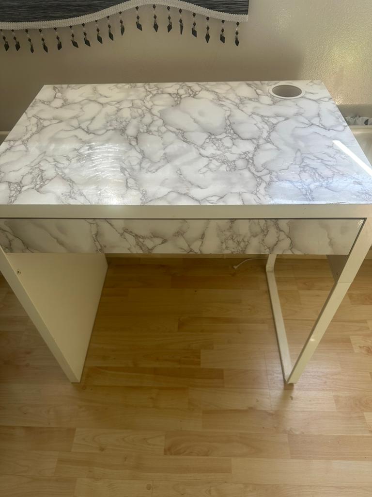 Witte bureau, Huis en Inrichting, Bureaus, Ophalen of Verzenden, Zo goed als nieuw