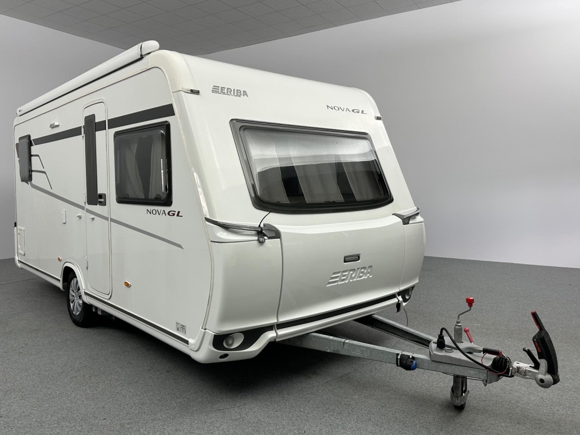 Eriba Nova 465 GL Cassetteluifel Mover 4 persoons, Hordeur, Rondzit, Bedrijf, 4 tot 5 meter