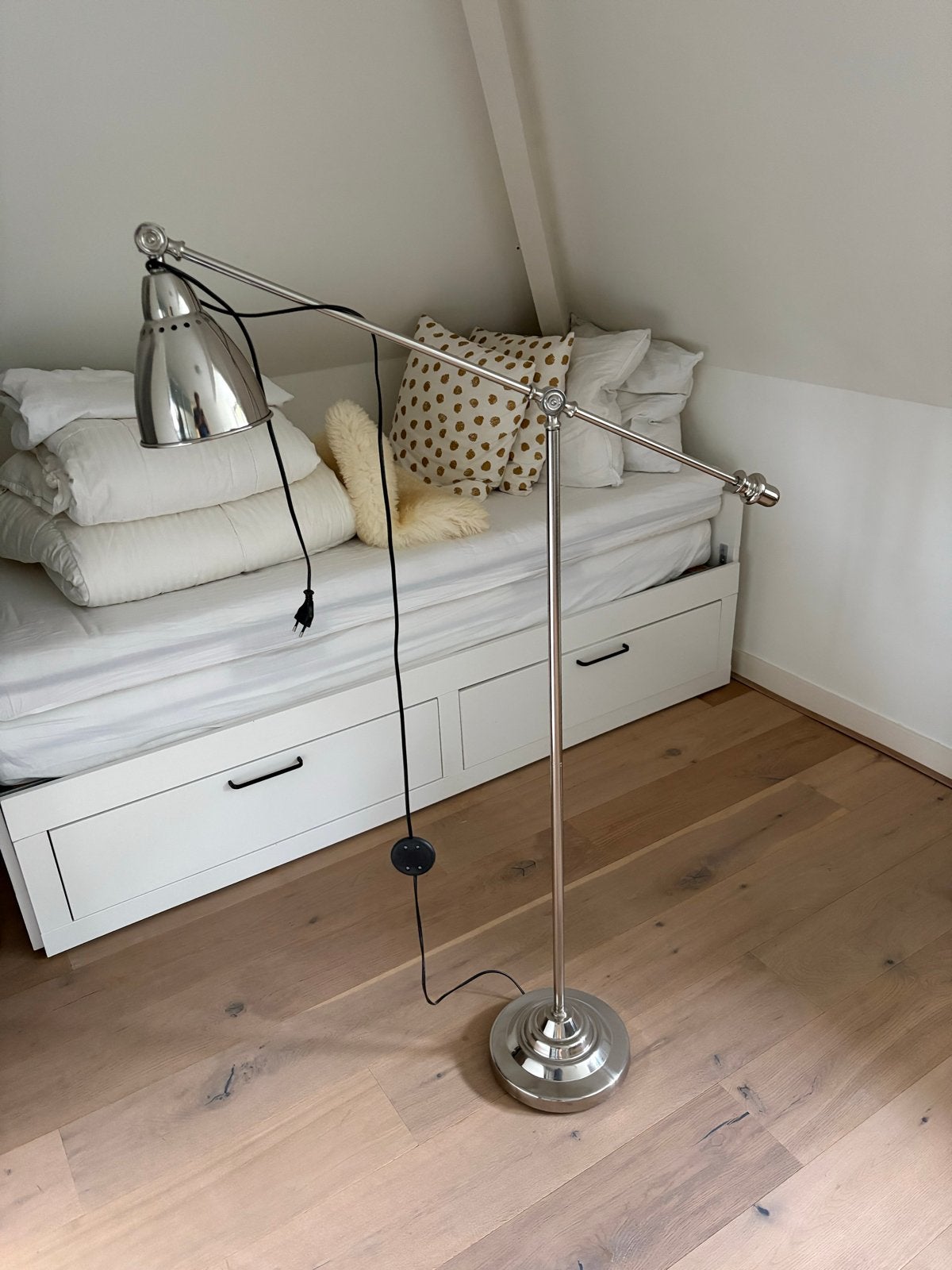 IKEA leeslamp/vloerlamp, zilverkleurig, verstelbaar, Ophalen, 100 tot 150 cm, E27 (groot), Zo goed als nieuw