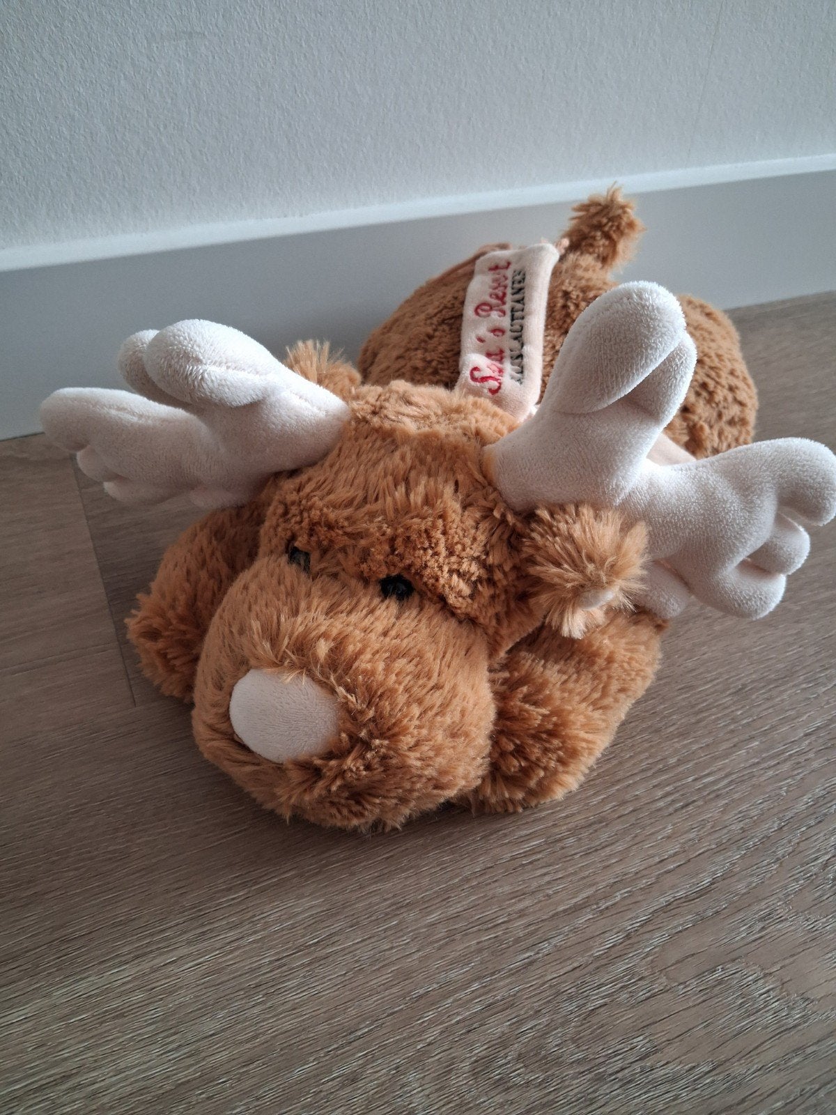 Knuffel eland Kakslauttanen Santa's Resort L1522, Ophalen of Verzenden, Zo goed als nieuw, Overige typen