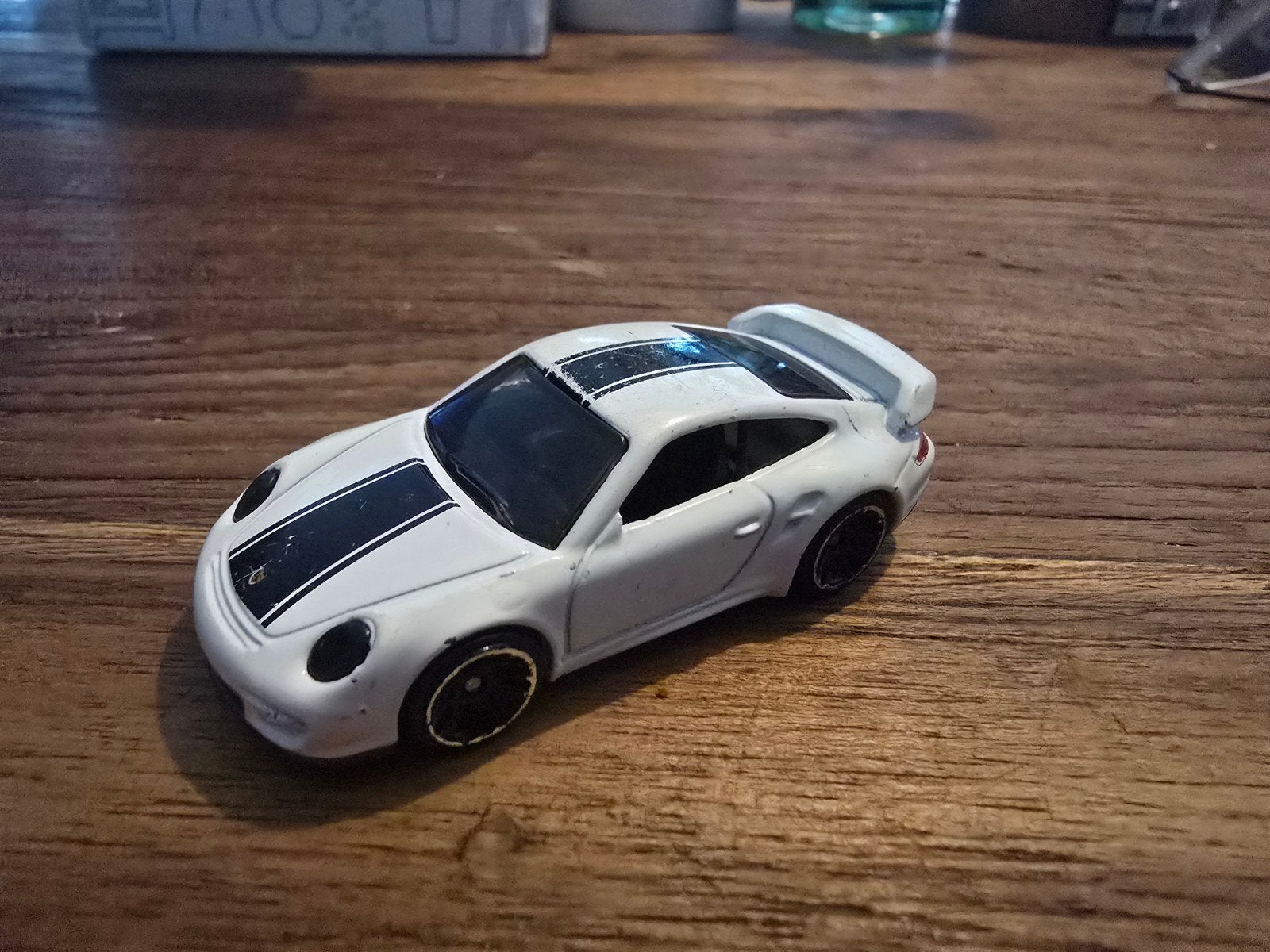 Hot Wheels Porsche 911 GT2 (2010) - Wit met strepen, Ophalen of Verzenden, Gebruikt