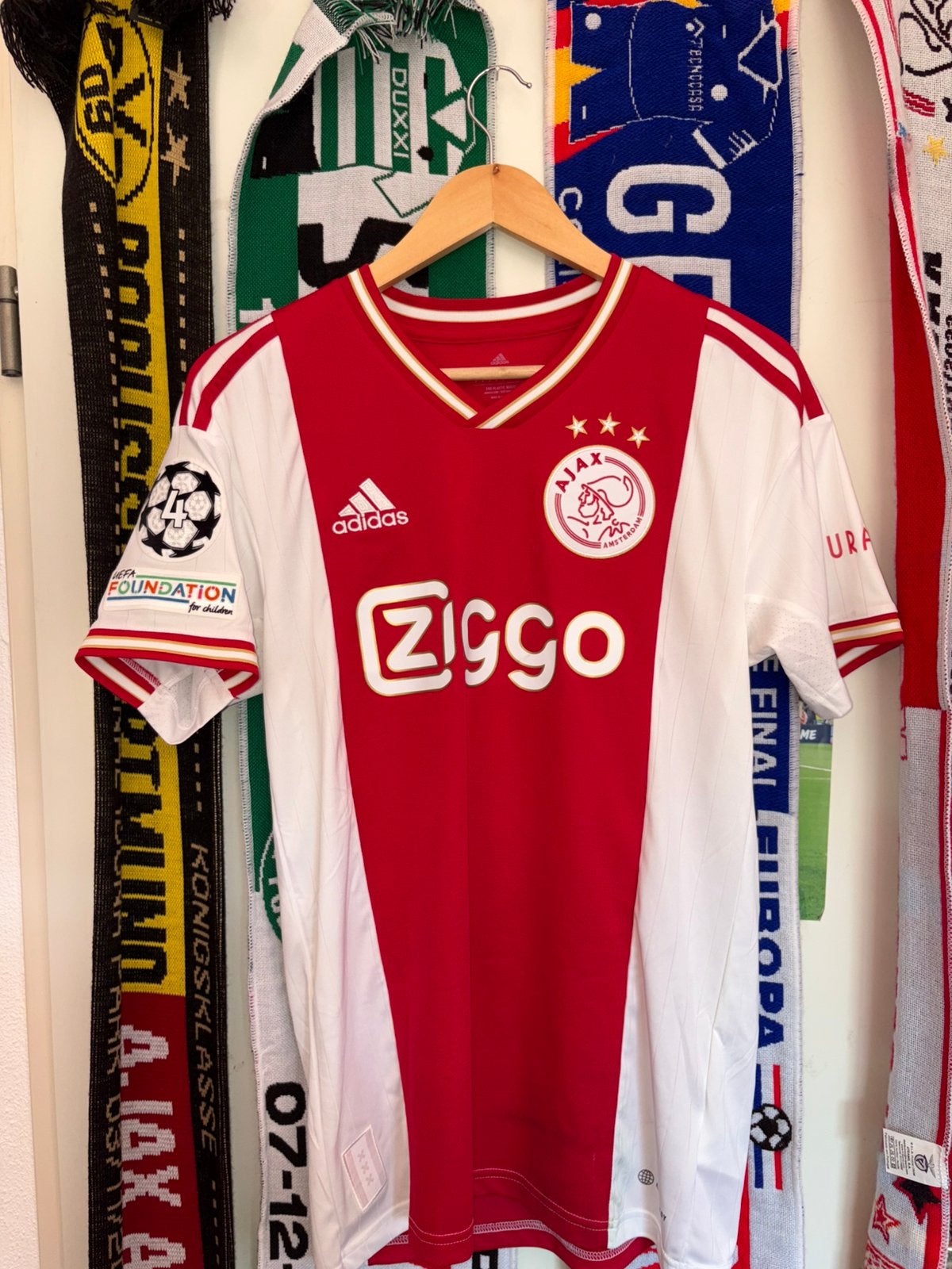 Steven Berghuis Matchworn Ajax v Liverpool + PHOTOMATCH, Eén persoon