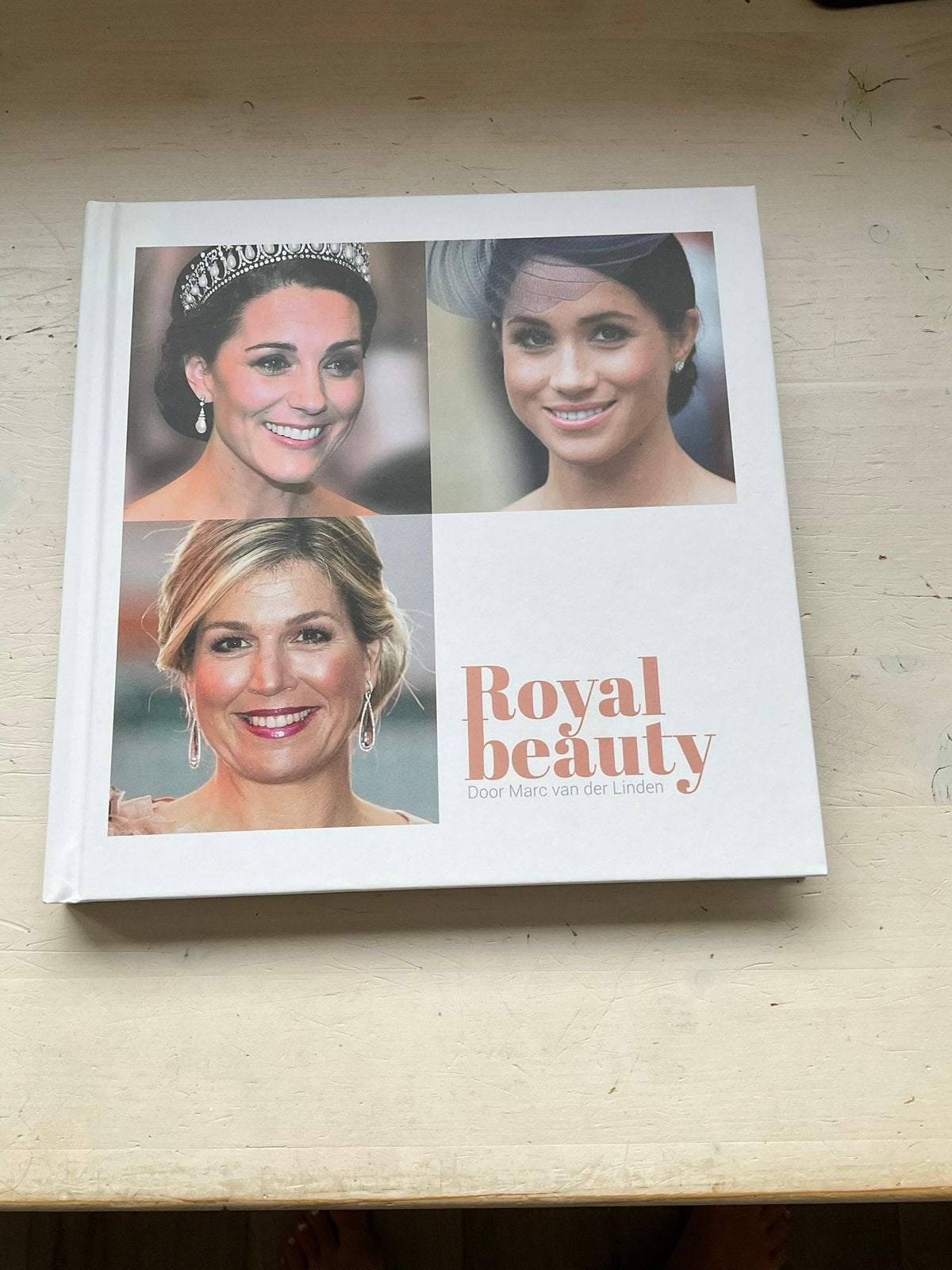 Royal beauty door Marc van der Linden, Ophalen of Verzenden, Zo goed als nieuw, Mode algemeen