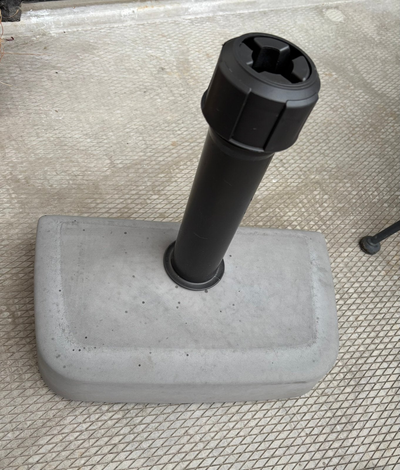 Parasolvoet Movelar ALF 15 kg - Tuozi - Grijs- Praxis-balkon, Tuin en Terras, Ophalen, Zo goed als nieuw, Minder dan 1 meter, Parasolvoet
