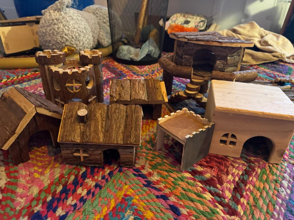 7 houten huisjes, Ophalen of Verzenden, Zo goed als nieuw
