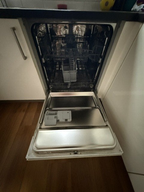 keuken witglans met (schier)eiland, Ophalen, Gebruikt, U-keuken, Wit