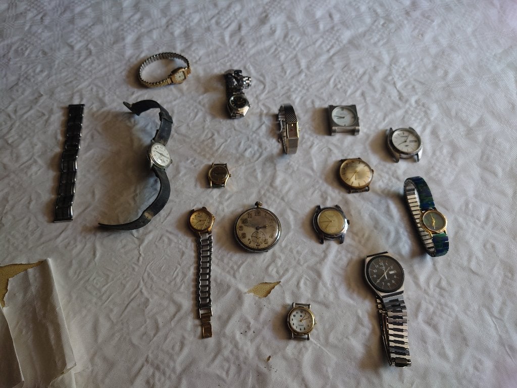 Vintage horloges en horloge onderdelen., Ophalen