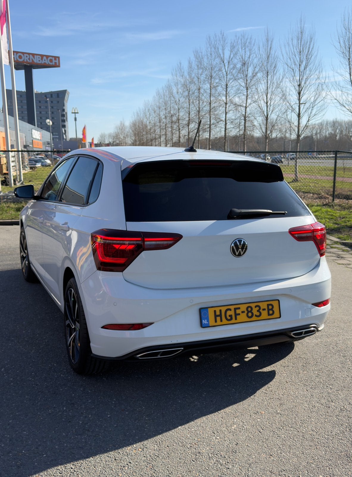 Volkswagen Polo  1.0 TSI R-line 110pk 7-DSG/ carplay/cam, Wit, Bedrijf, 600 kg, 3 cilinders