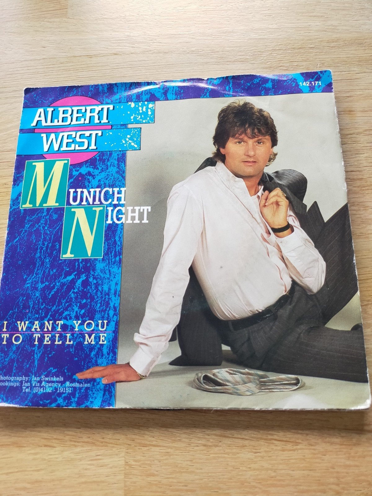 Albert West , Munich Night, Ophalen of Verzenden, Zo goed als nieuw, Nederlandstalig
