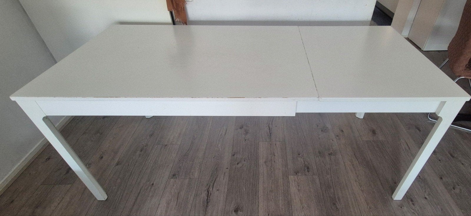 Ikea Uitschuifbare Eettafel - Compact en Functioneel, Huis en Inrichting, Tafels | Eettafels, Gebruikt, 50 tot 100 cm, 150 tot 200 cm