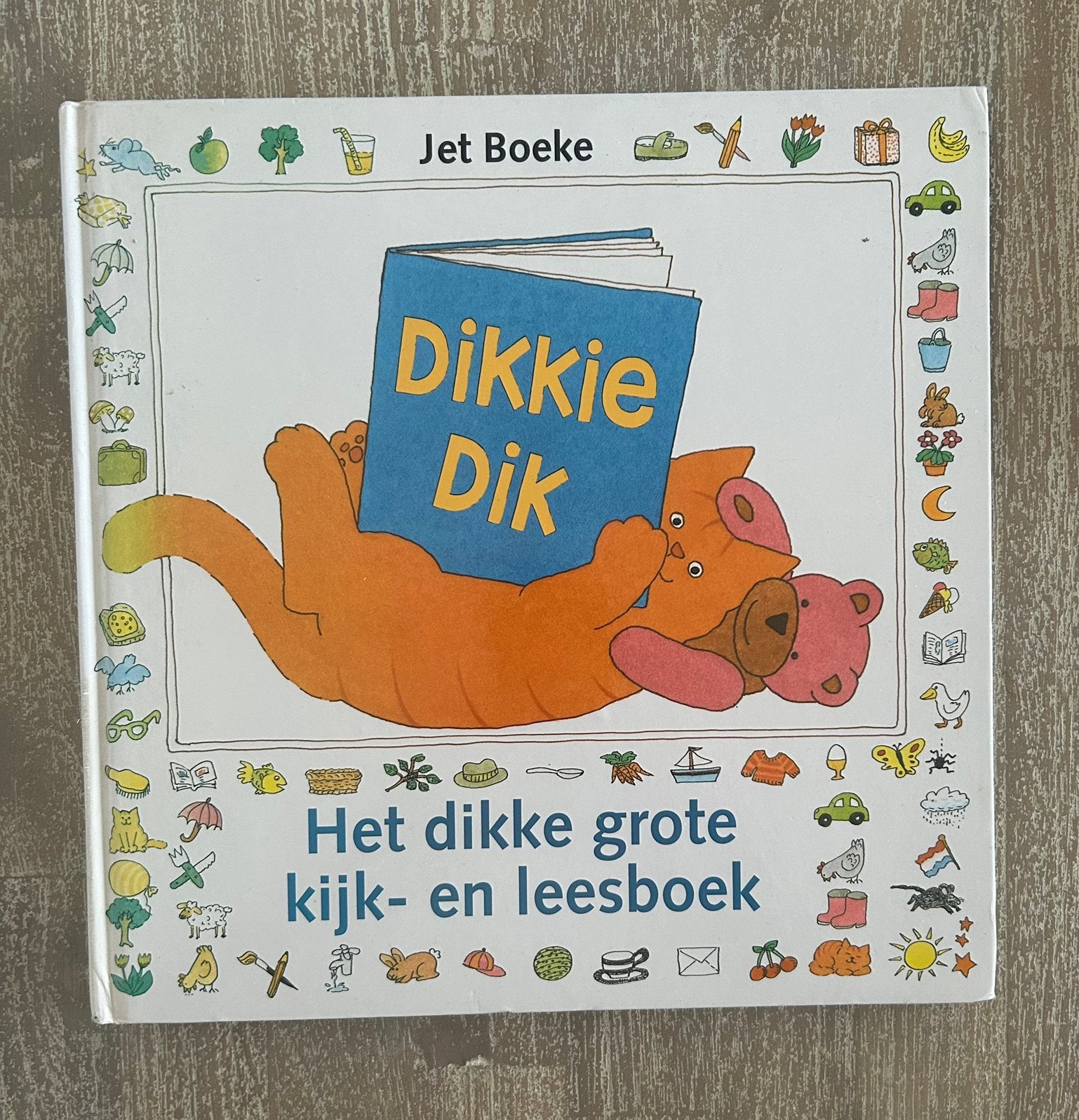 Dikkie Dik - Het grote kijk- en leesboek (jet Boeke), Ophalen of Verzenden, Zo goed als nieuw