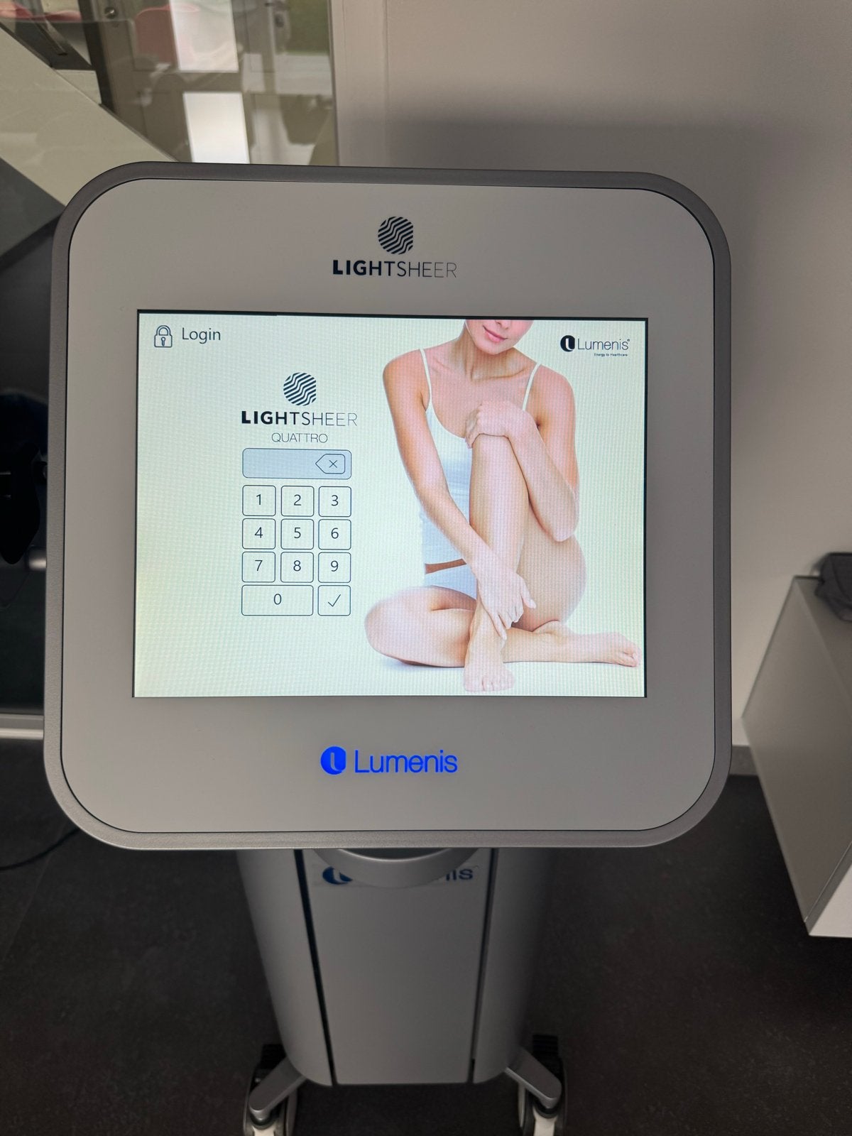 Lumenis Lightsheer Desire Quattro ontharen diode laser 2022, Witgoed en Apparatuur, Ophalen, Zo goed als nieuw, Overige typen