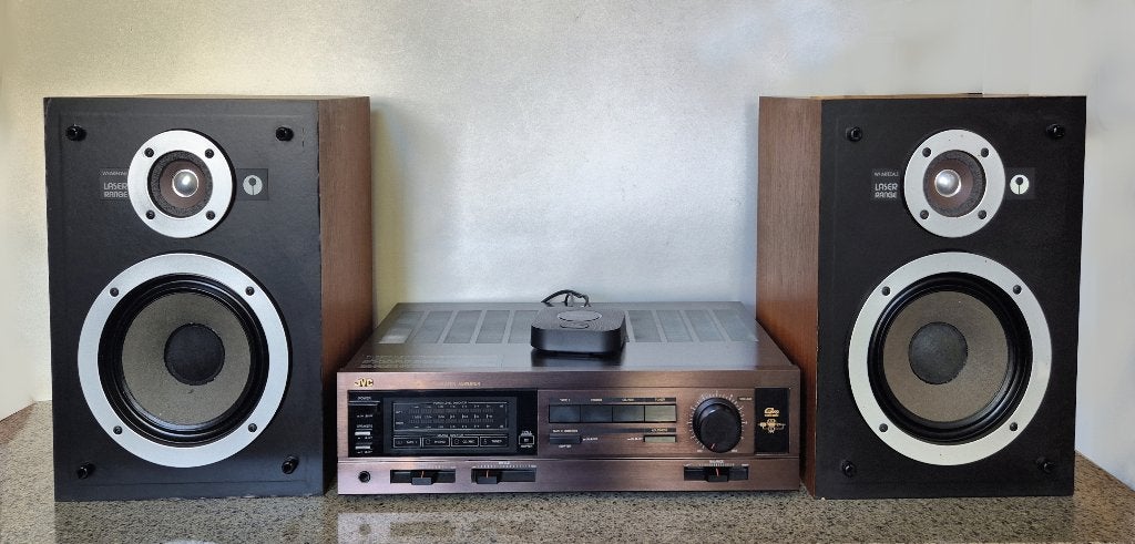 Vintage JVC AX-33 stereo amplifier + Laser 40 speakers, Ophalen, JVC, Refurbished, 60 tot 120 watt
