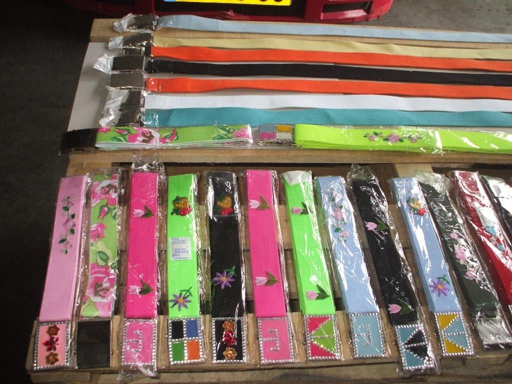 Partij nieuwe riemen +/- 48000 Stuks, Ophalen, Nieuw, Overige kleuren, 115 cm of meer