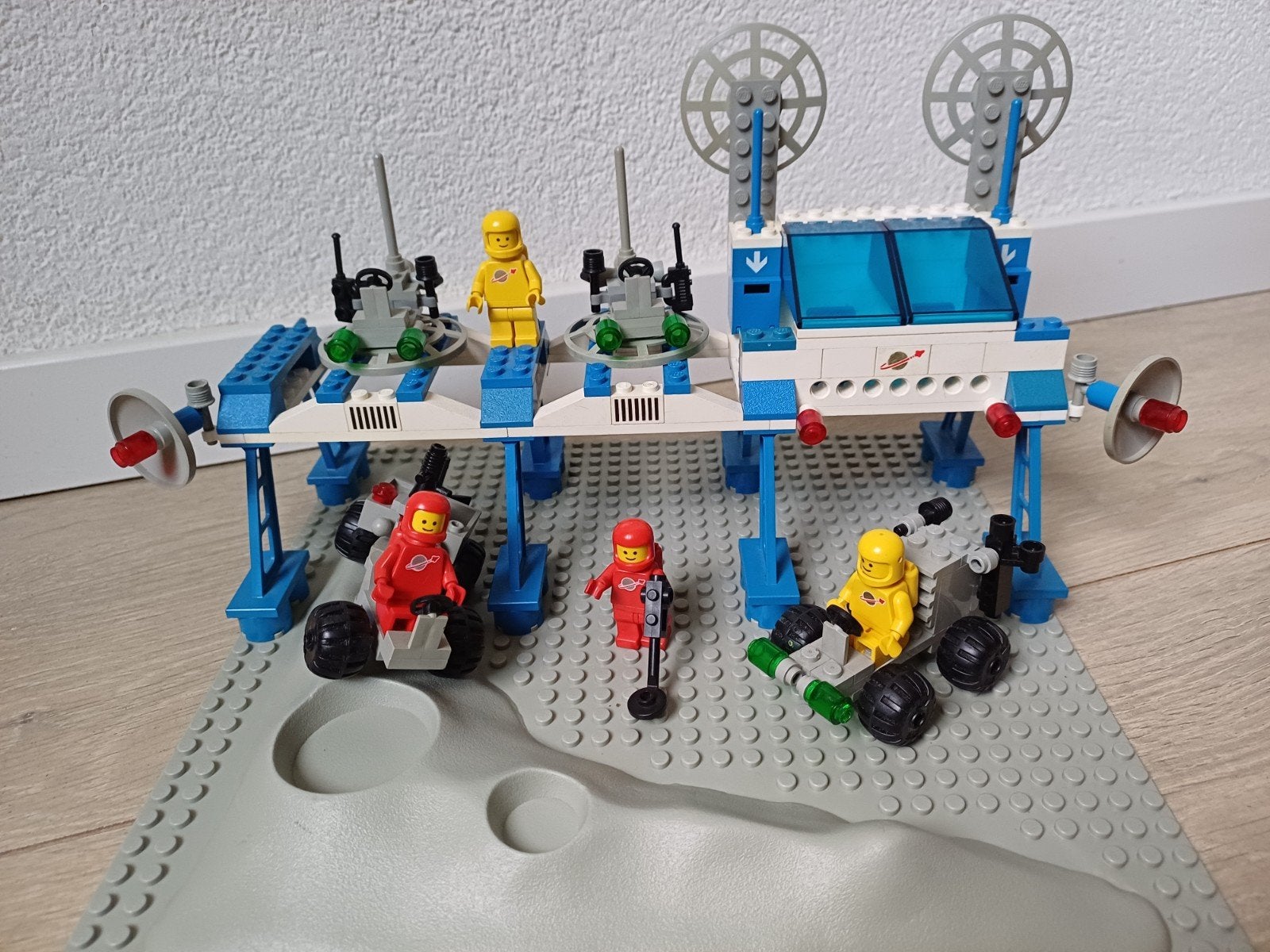 Lego classic space 6930, Kinderen en Baby's, Speelgoed | Duplo en Lego, Ophalen of Verzenden, Gebruikt
