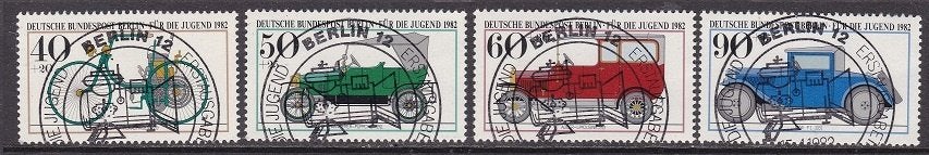 2824 - Berlijn michel 660/663 gestempeld , Voor de jeugd ,, Postzegels en Munten, Verzenden, BRD, Gestempeld