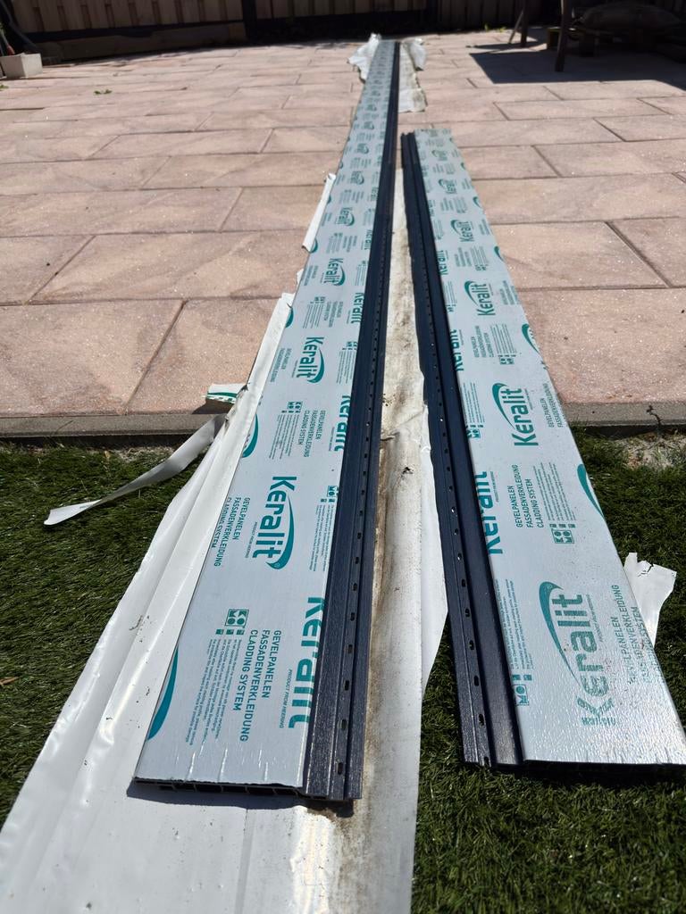 Keralit sponningdeel 143mm Staalblauw RAL 5011 (2 stuks), Ophalen, Zo goed als nieuw, Overige materialen, Minder dan 20 mm