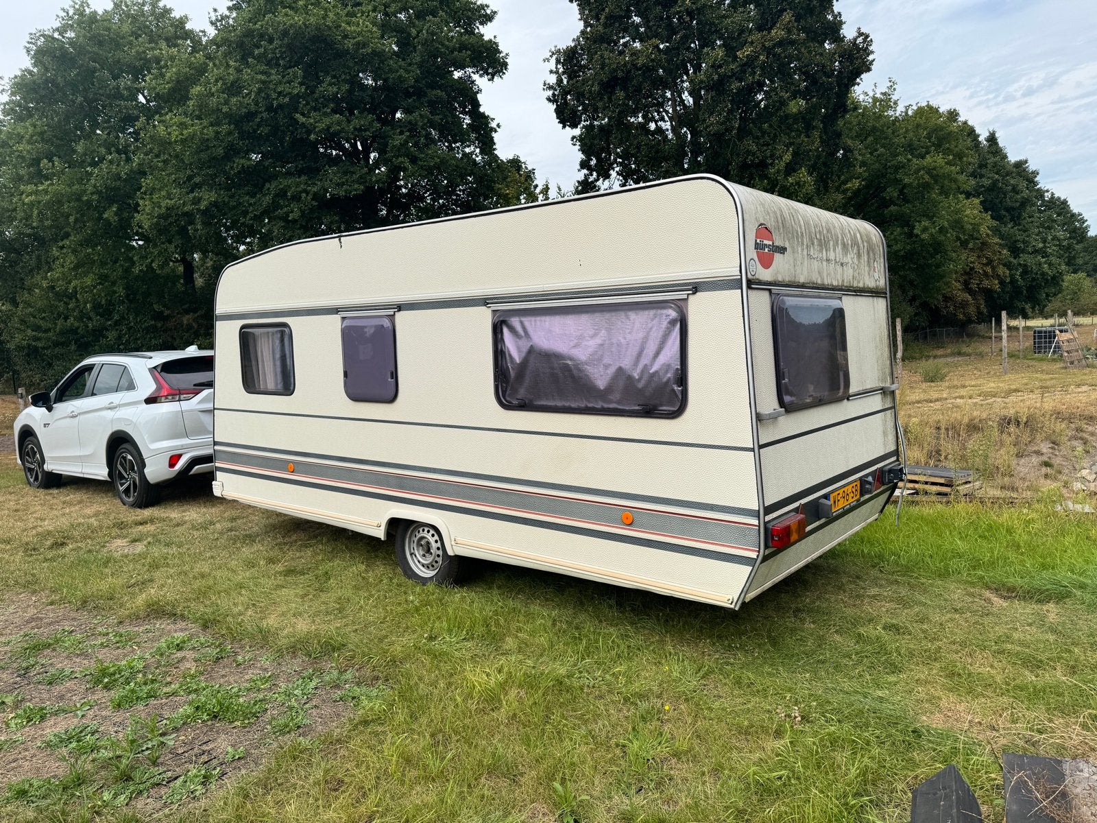 Burstner caravan met stapelbed en vast bed, Stapelbed, 750 - 1000 kg, Particulier, Bürstner