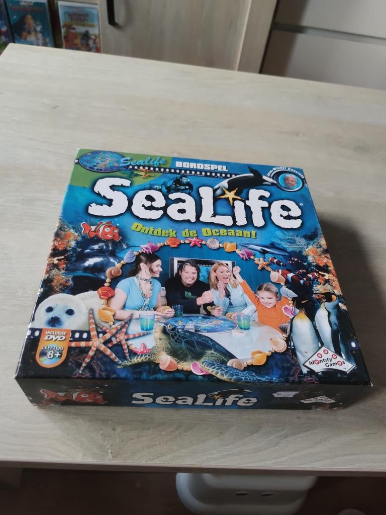 SeaLife Bordspel: Ontdek de Oceaan! (met DVD), Hobby en Vrije tijd, Gezelschapsspellen | Bordspellen, Gebruikt, Drie of vier spelers