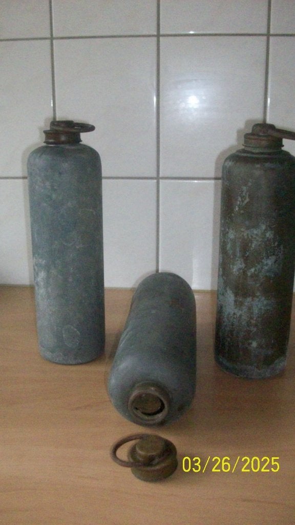 3 oude Zinken kruiken, Ophalen of Verzenden