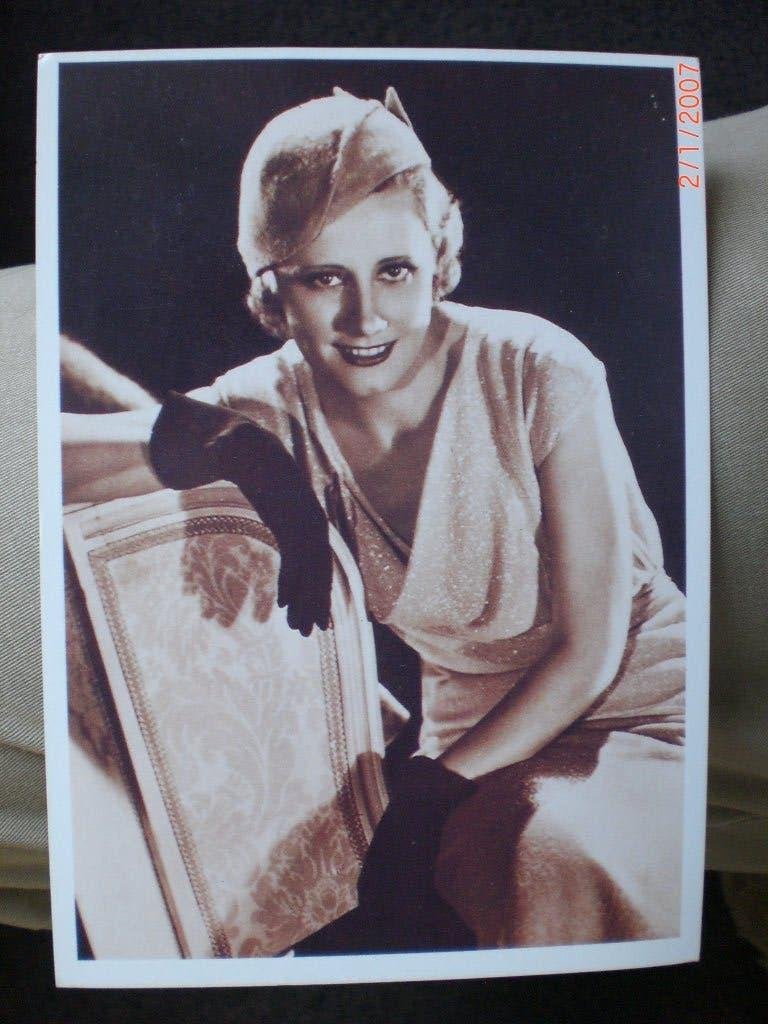 kaart Irene Dunne 5, Ophalen of Verzenden, 1960 tot 1980, Ongelopen, Sterren en Beroemdheden