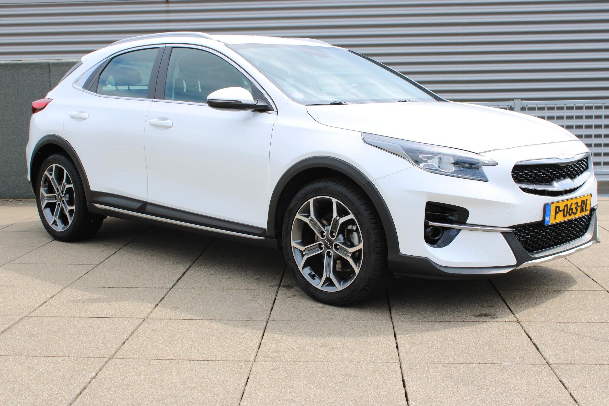 Kia XCeed 1.5 T-GDI MHEV DynamicLine NAVIGATIE, ACHTERUITRIJ, Auto's, Gebruikt, Euro 6, 4 cilinders, 160 pk