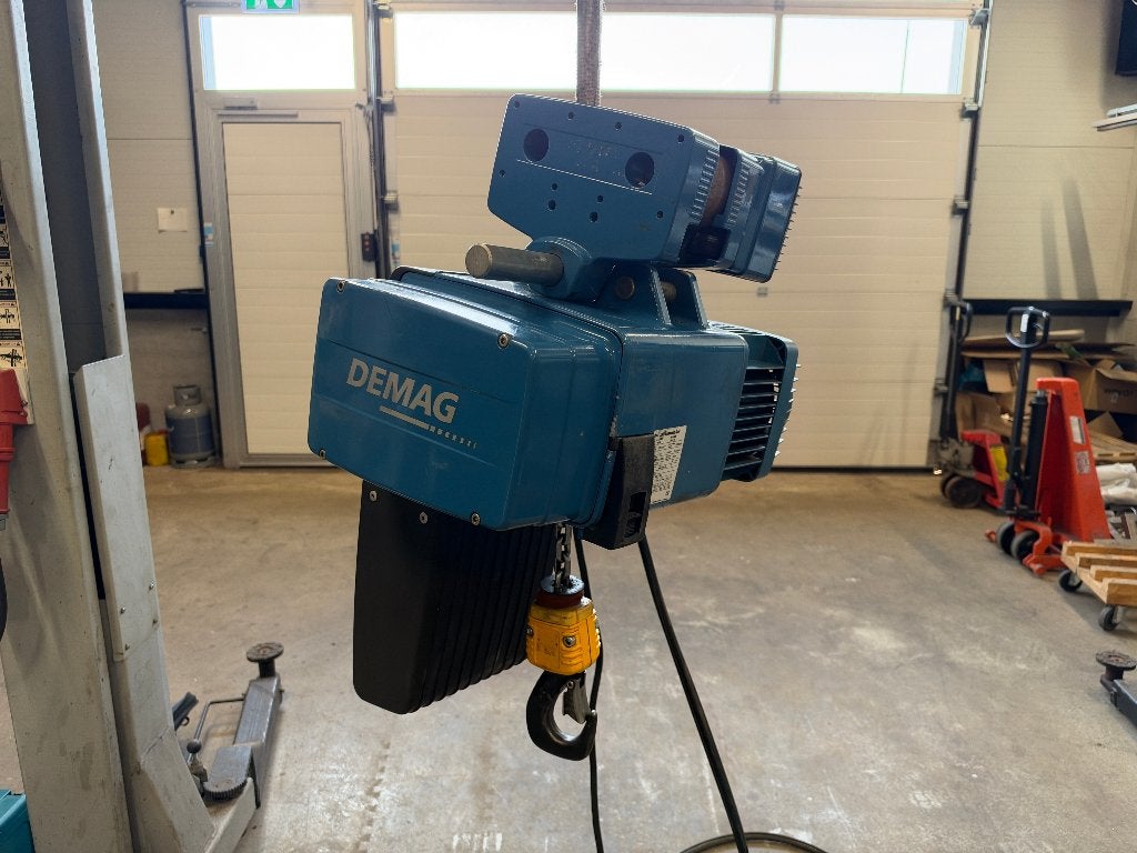 Demag elektrische kettingtakel 1000kg + elektr. loopkat + 8m, Ophalen, Zo goed als nieuw, Elektrisch