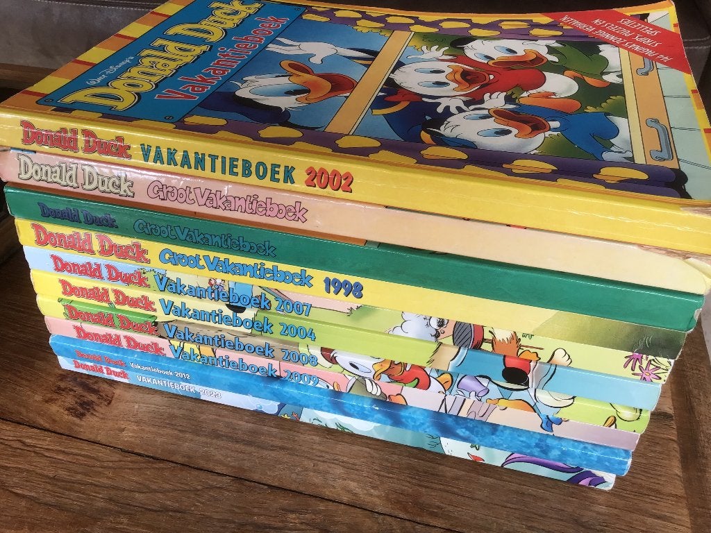 Donald Duck vakantieboeken, Meerdere stripboeken, Ophalen of Verzenden, Zo goed als nieuw