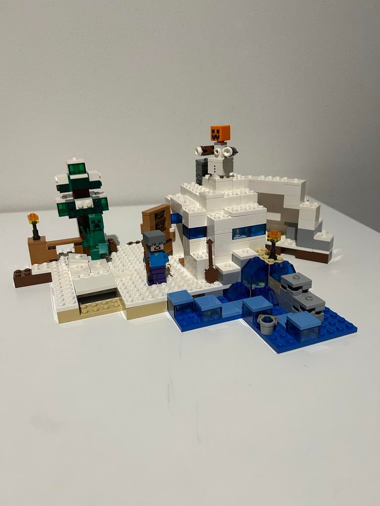 Lego Minecraft 21120 - De Sneeuwschuilplaats (bijna compleet, Ophalen, Gebruikt, Minecraft, Lego