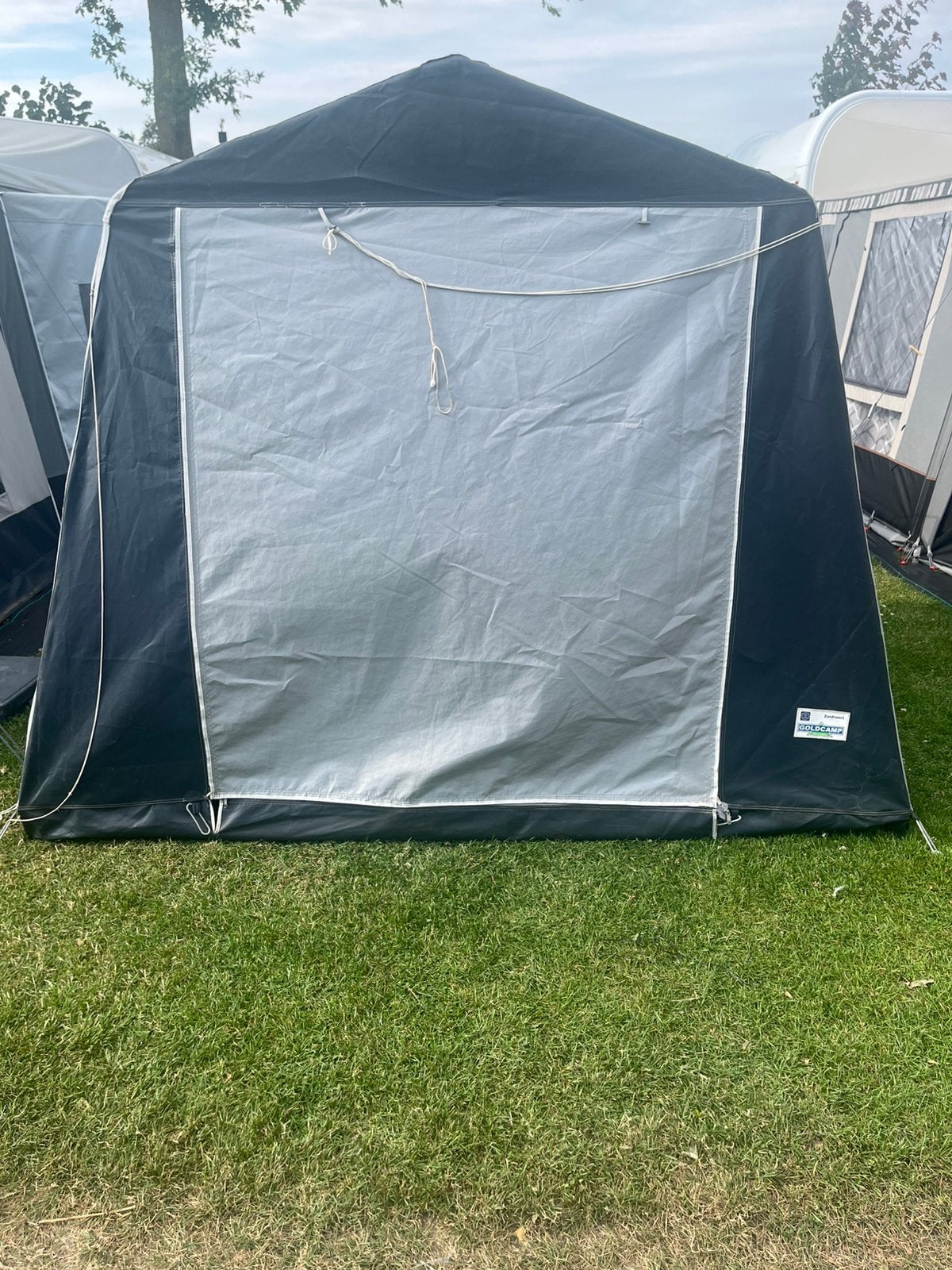 Goldcamp Zandvoort schuurtent, Ophalen, Gebruikt