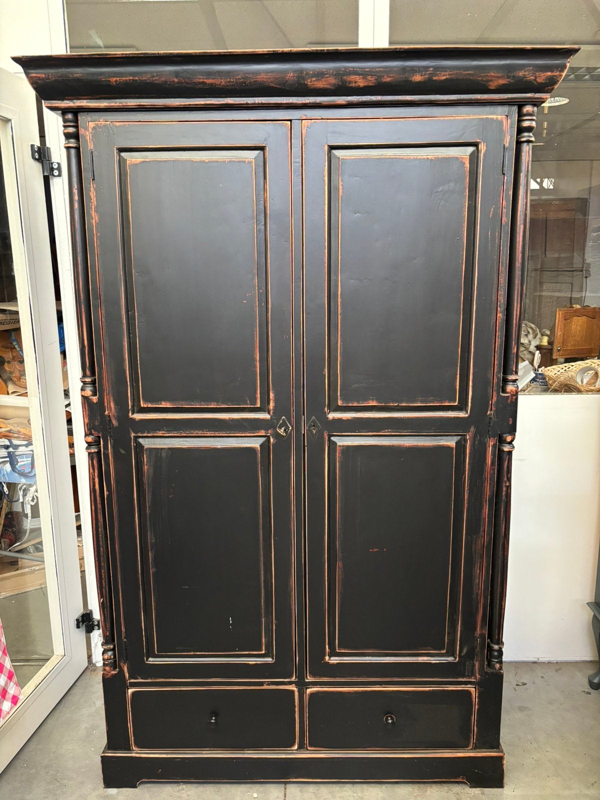 Industrieel brocante kledingkast / buffetkast / garderobe, Met deur(en), Studio Larilo, 100 tot 150 cm, Zo goed als nieuw