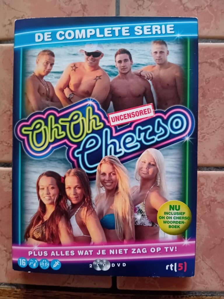 Oh Oh Cherso - De Complete Serie op 2 DVD's, Cd's en Dvd's, Dvd's | Tv en Series, Vanaf 16 jaar, Ophalen of Verzenden, Gebruikt
