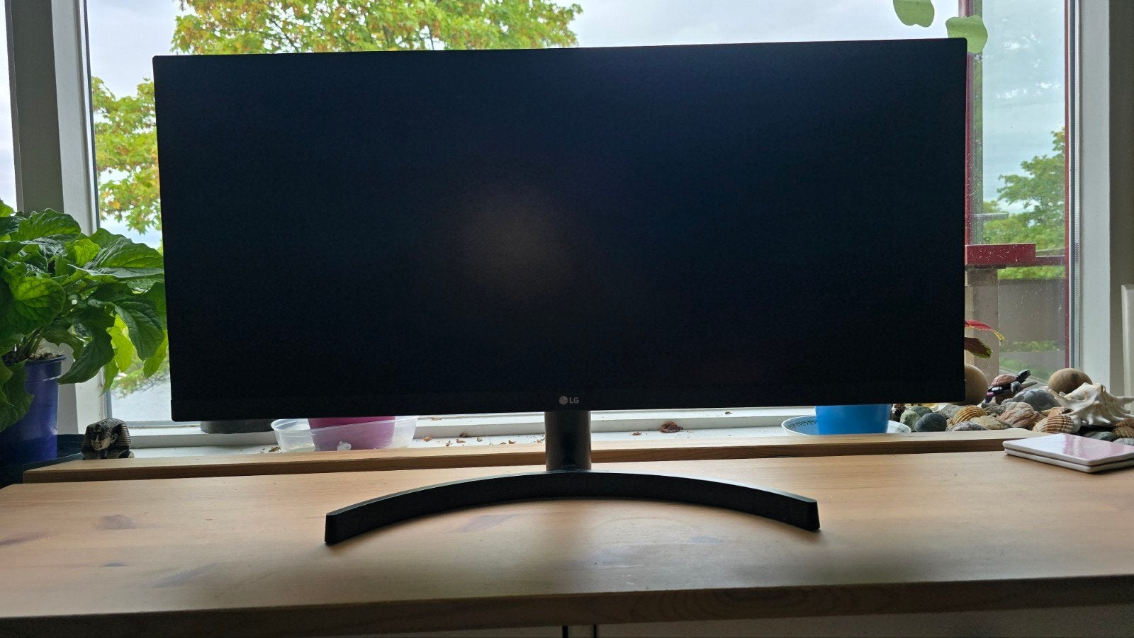 Foto 2 van LG 29WK500-P Ultrawide IPS Monitor