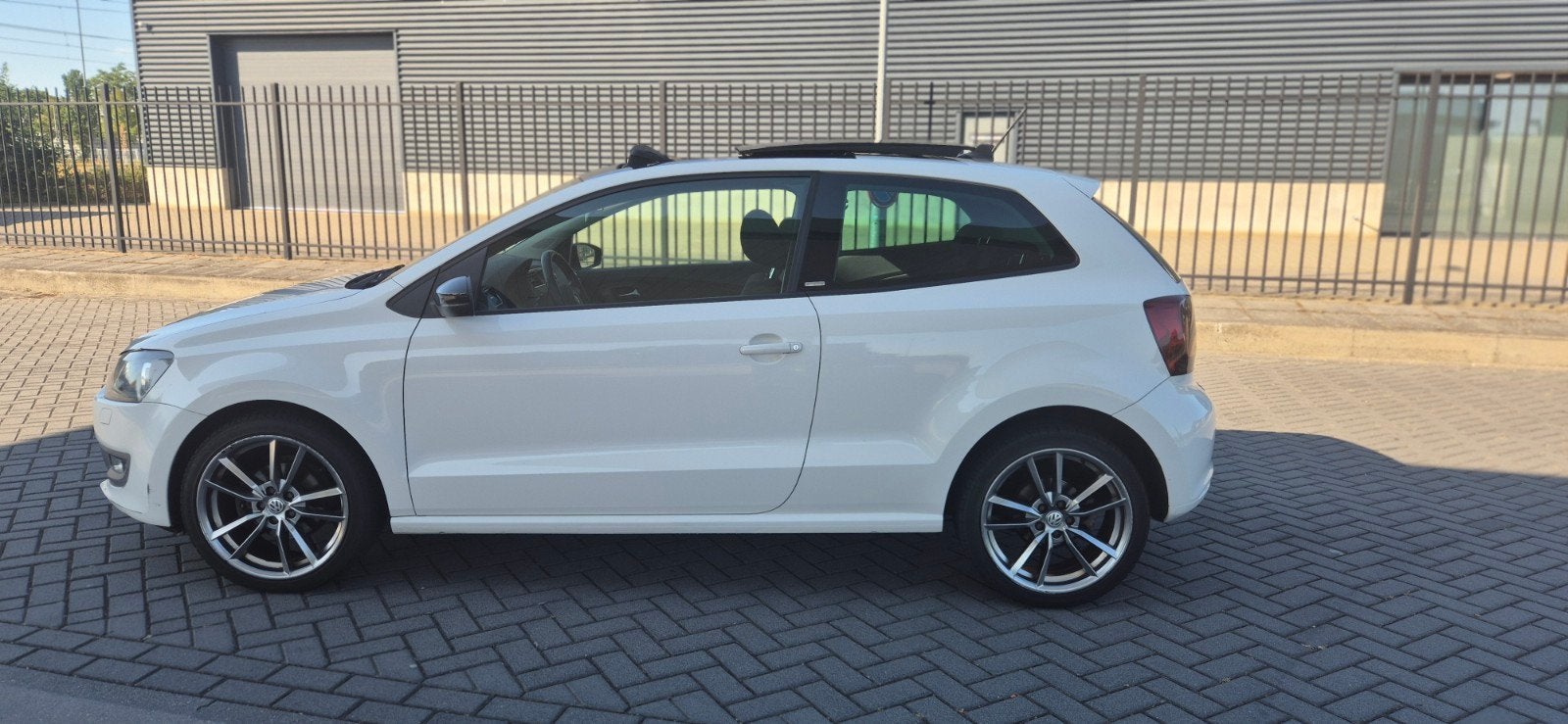 Volkswagen Polo 1.2 TSI 2012 Pano|Stoelverw. Style Edition, Auto's, Voorwielaandrijving, 40 €/maand, 4 cilinders, Wit